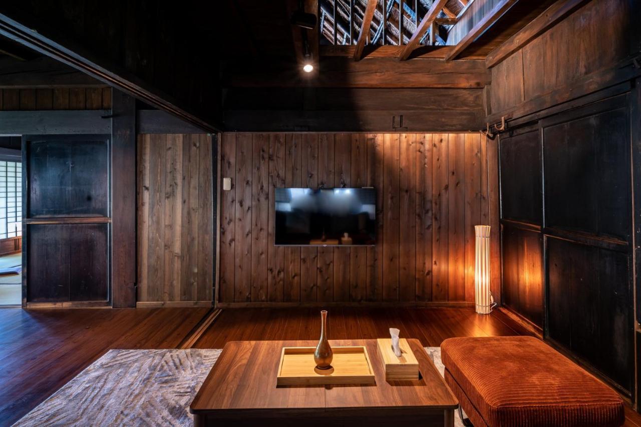 Livegrace House Lake Saiko 西湖古民家 Яманаси Экстерьер фото