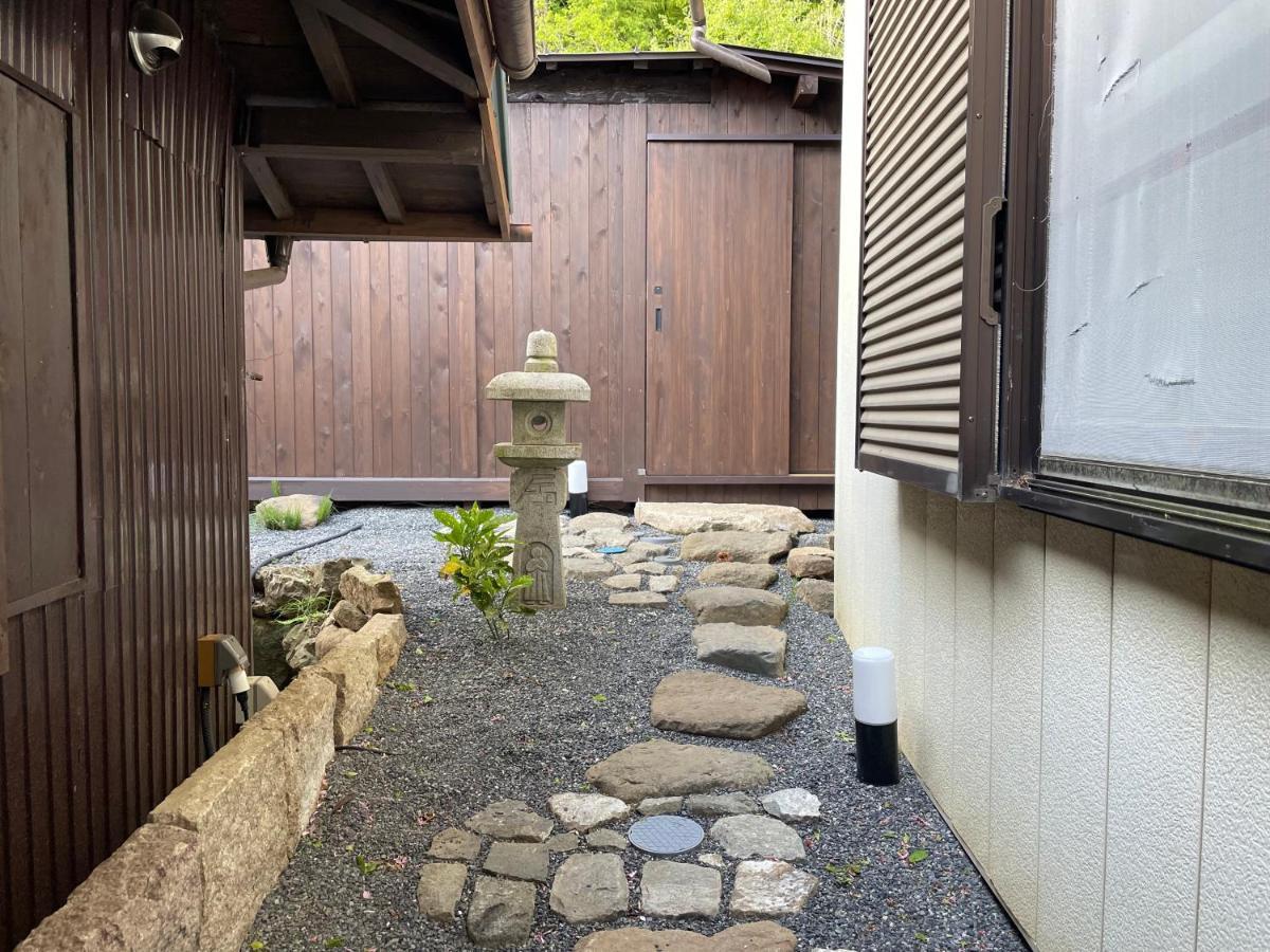 Livegrace House Lake Saiko 西湖古民家 Яманаси Экстерьер фото